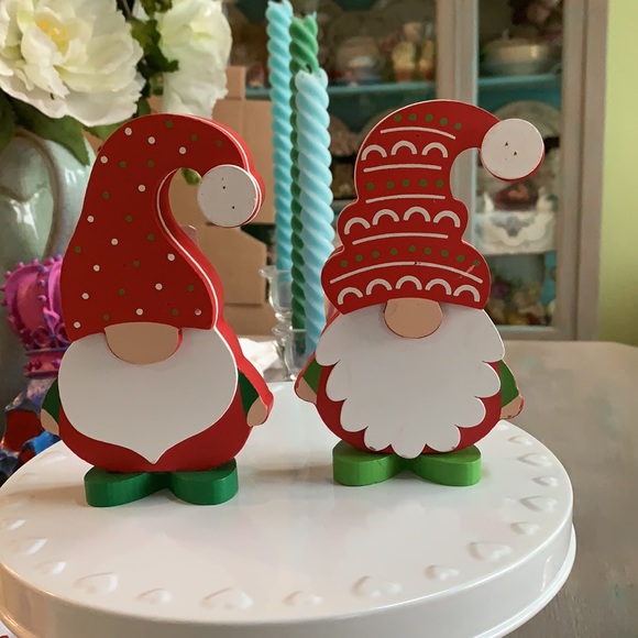 Christmas wood gnomes - Picture 2 of 4